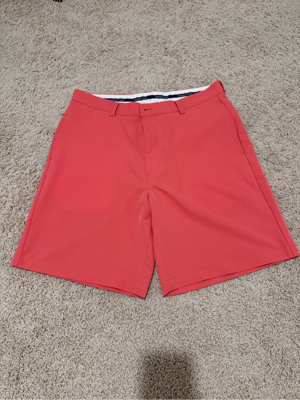 Vineyard Vines Men's Coral Flat-Front Golf Shorts